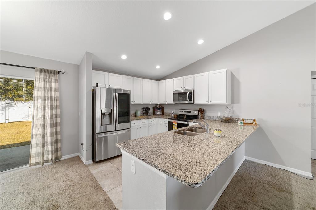 1803 Northeast 161st Place Citra, FL 32113 - Photo 11 of 27