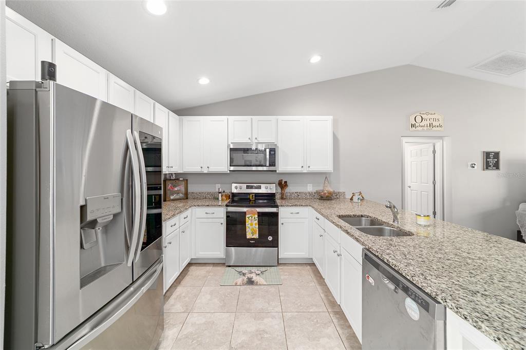 1803 Northeast 161st Place Citra, FL 32113 - Photo 12 of 27