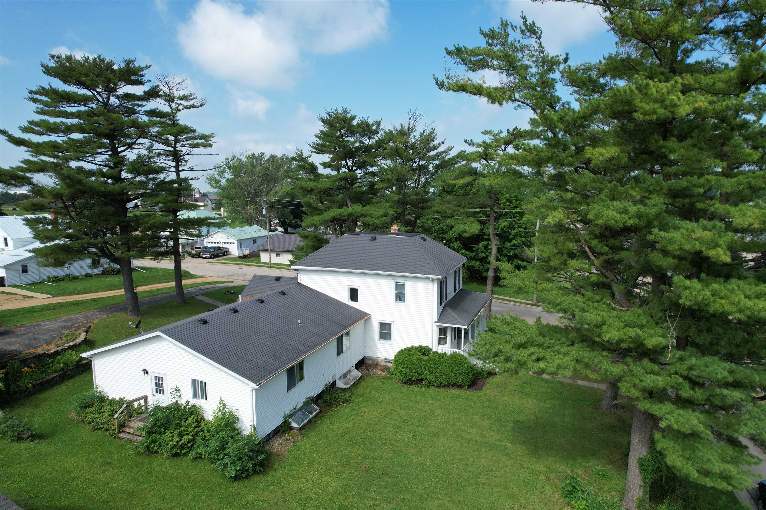 535 Spring Street Highland, WI 53543 - Photo 2 of 35