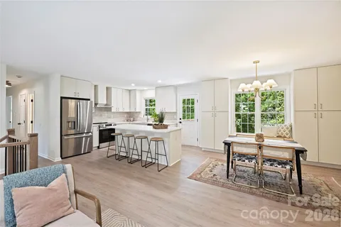 $725,000 | 7420 Castlebar Road, Charlotte, NC 28270