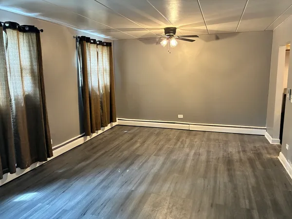 $1,100 | 7201 South Lowe Avenue, Unit 1N, Chicago, IL 60621
