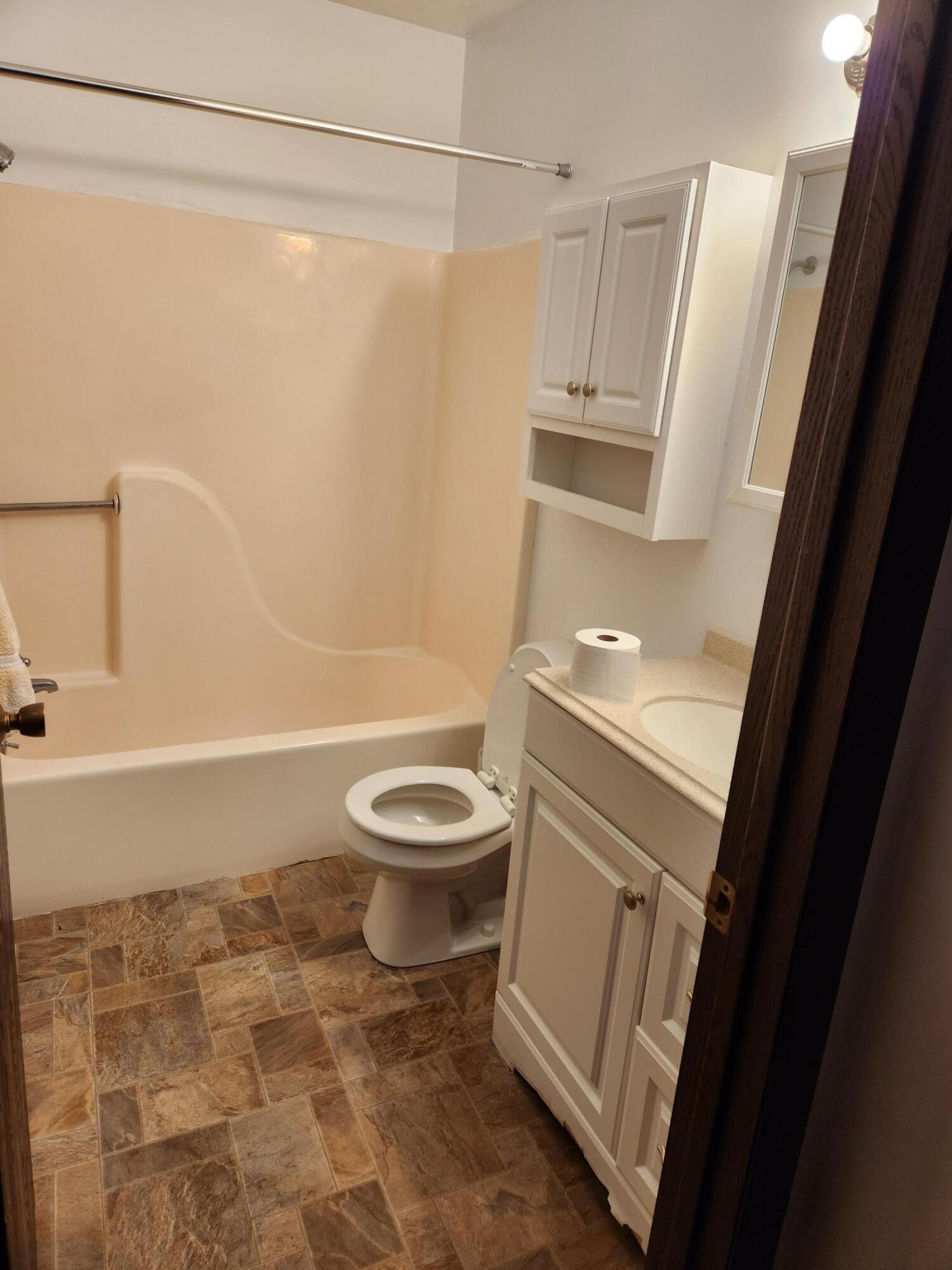 5897 White Road Muskegon, MI 49442 - Photo 15 of 32 20221209_111258