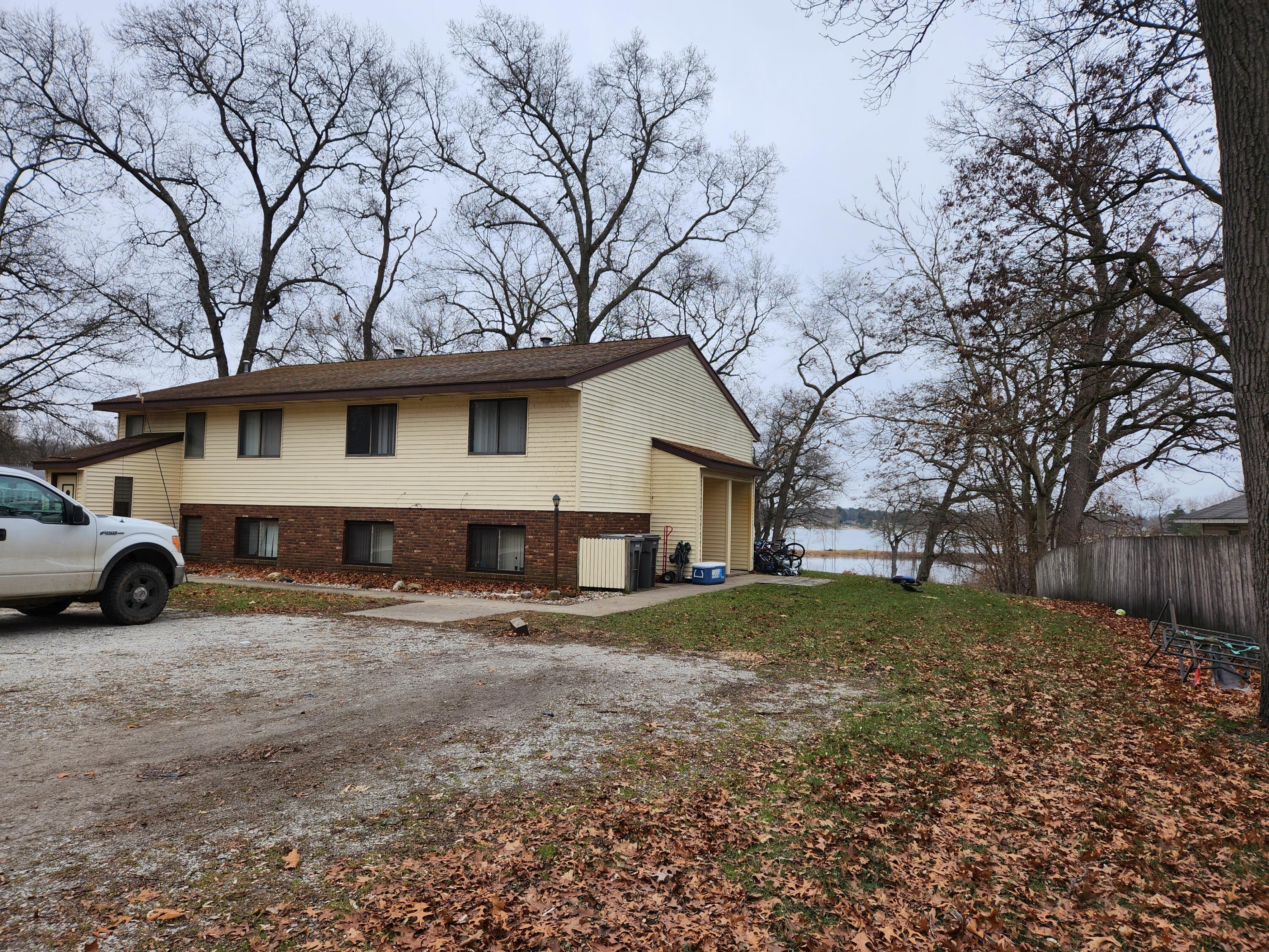 5897 White Road Muskegon, MI 49442 - Photo 2 of 32 20221209_110404