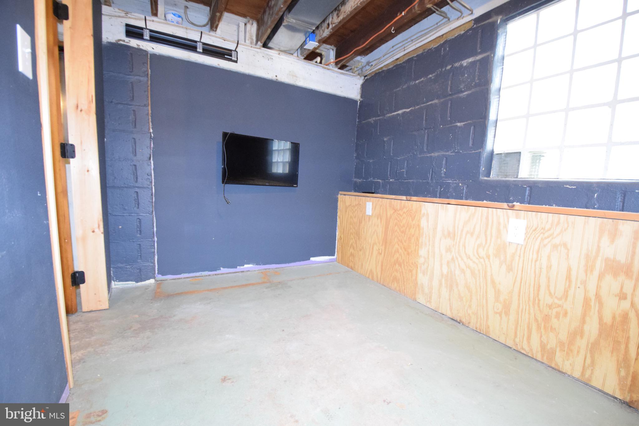 8142 Bletzer Road Baltimore, MD 21222 - Photo 29 of 39 Basement