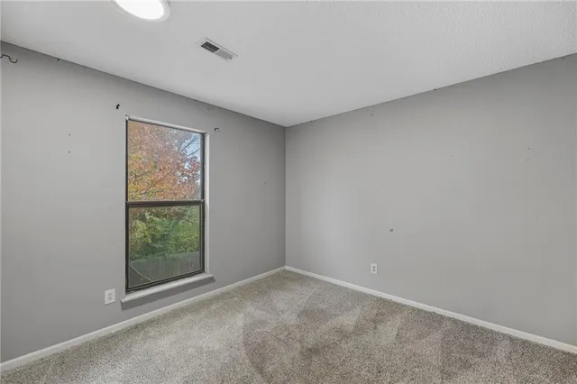 $249,900 | 13333 Walnut Street, Kansas City, MO 64145