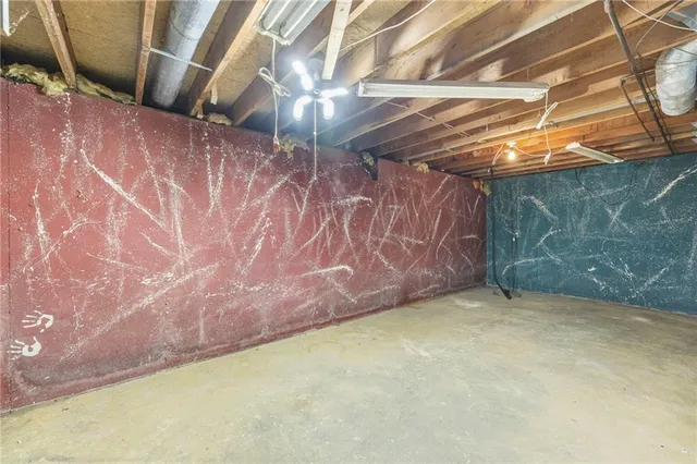 $249,900 | 13333 Walnut Street, Kansas City, MO 64145