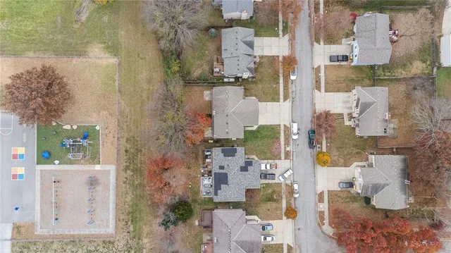 $249,900 | 13333 Walnut Street, Kansas City, MO 64145