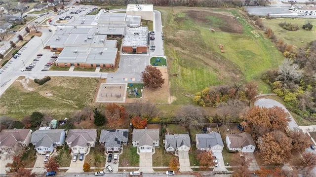 $249,900 | 13333 Walnut Street, Kansas City, MO 64145