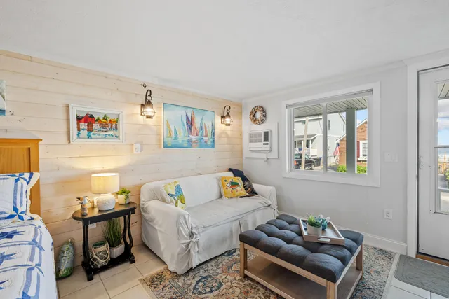 $319,900 | 189 East Grand Avenue, Unit 104, Old Orchard Beach, ME 04064