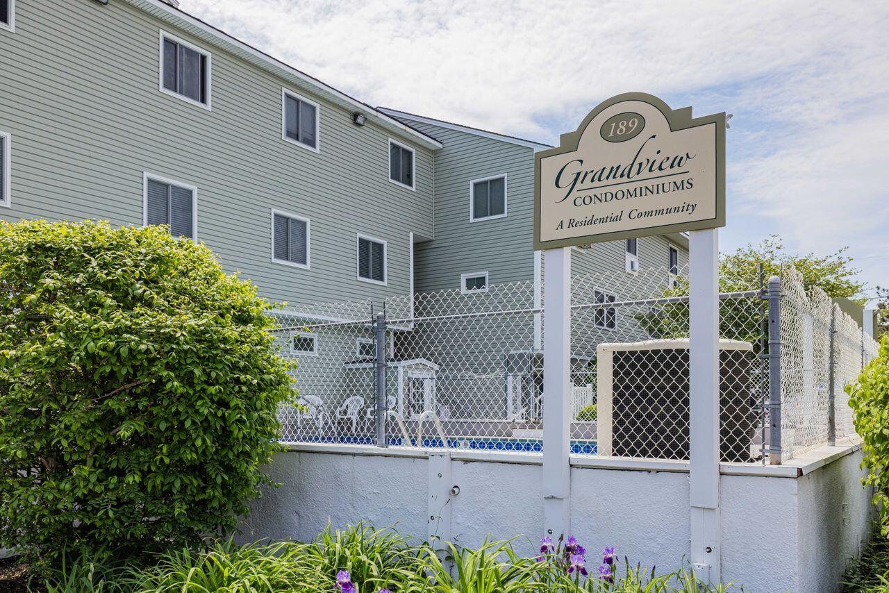 189 East Grand Avenue, Unit 104 Old Orchard Beach, ME 04064 - Photo 2 of 29 3G0A9762