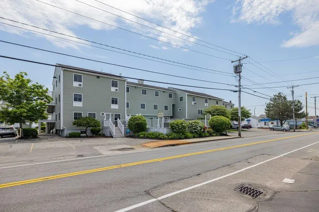 $319,900 | 189 East Grand Avenue, Unit 104, Old Orchard Beach, ME 04064