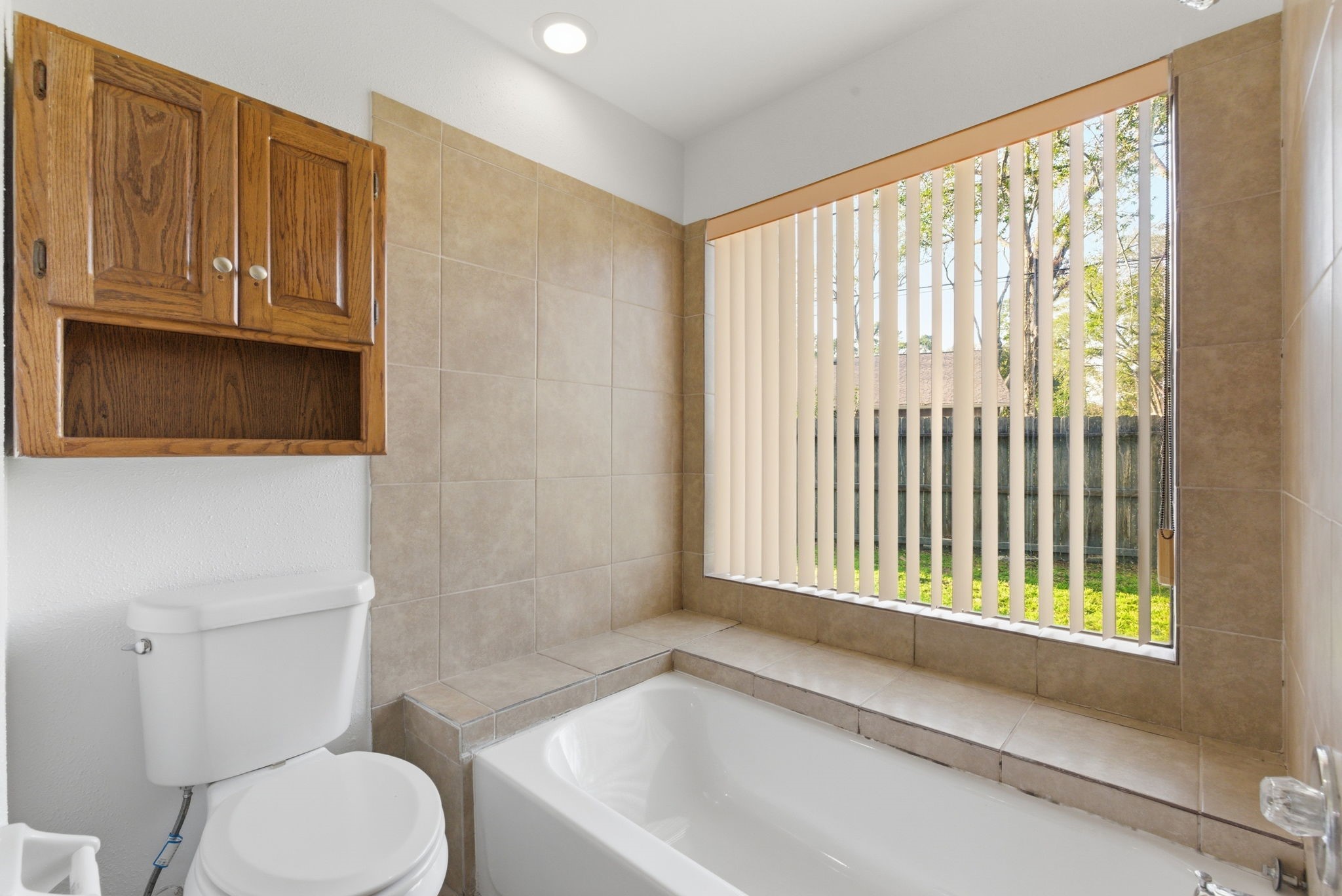 506 Willow Wisp Circle Spring, TX 77388 - Photo 27 of 38 a bathroom with a sink and a toilet