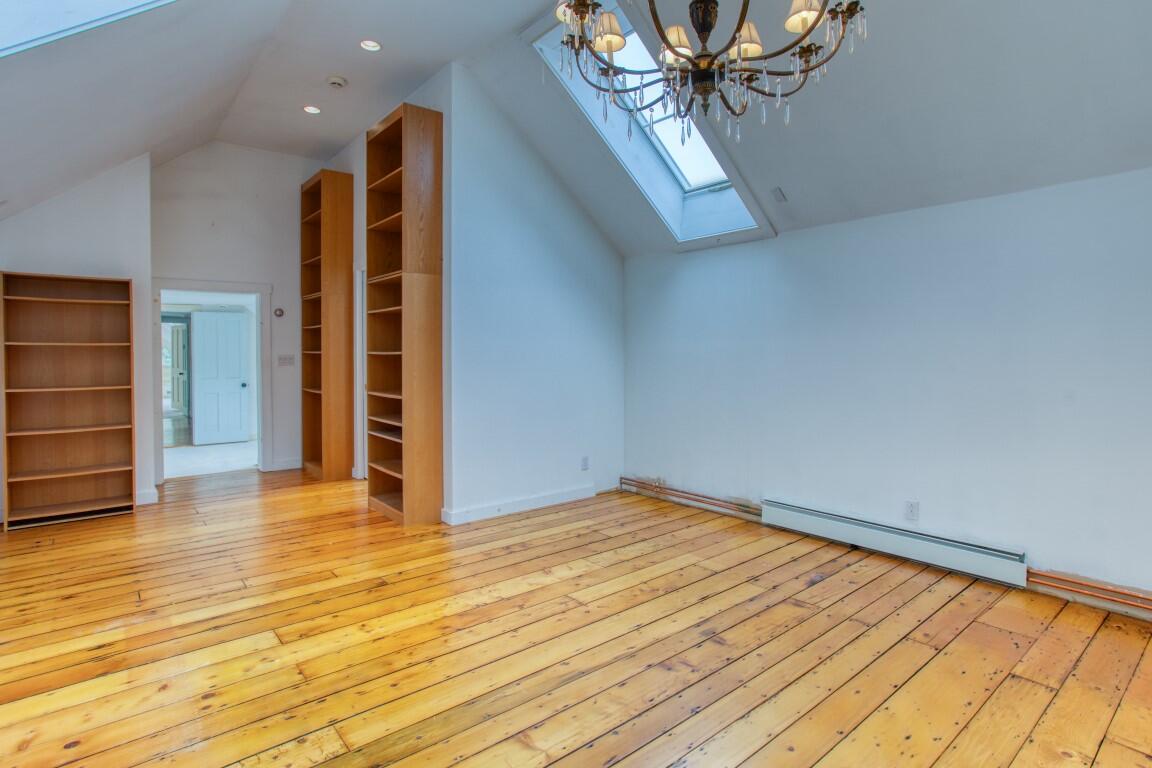 107 Dover Road Boothbay, ME 04537 - Photo 28 of 38 27