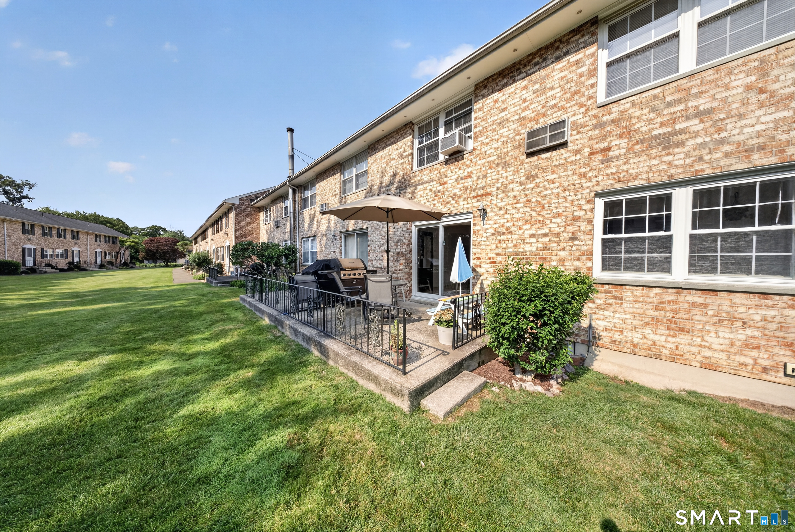 35 Woodway Road, Unit A8 Stamford, CT 06907 - Photo 26 of 40