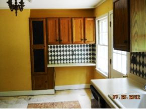 1222 Ridgeway Road Johnson City, TN 37601 - Photo 5 of 16 Kitchen 2