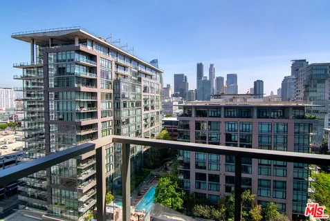 $1,800,000 | 1155 South Grand Avenue, Unit 1511, Los Angeles, CA 90015