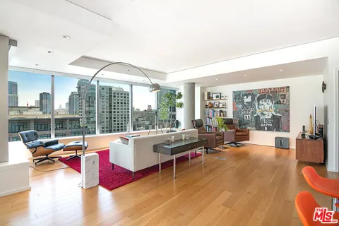 $1,800,000 | 1155 South Grand Avenue, Unit 1511, Los Angeles, CA 90015