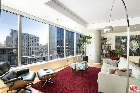 $1,800,000 | 1155 South Grand Avenue, Unit 1511, Los Angeles, CA 90015