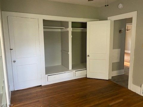 3222 Oak Road Cleveland, OH 44118 - Photo 11 of 13 View of closet