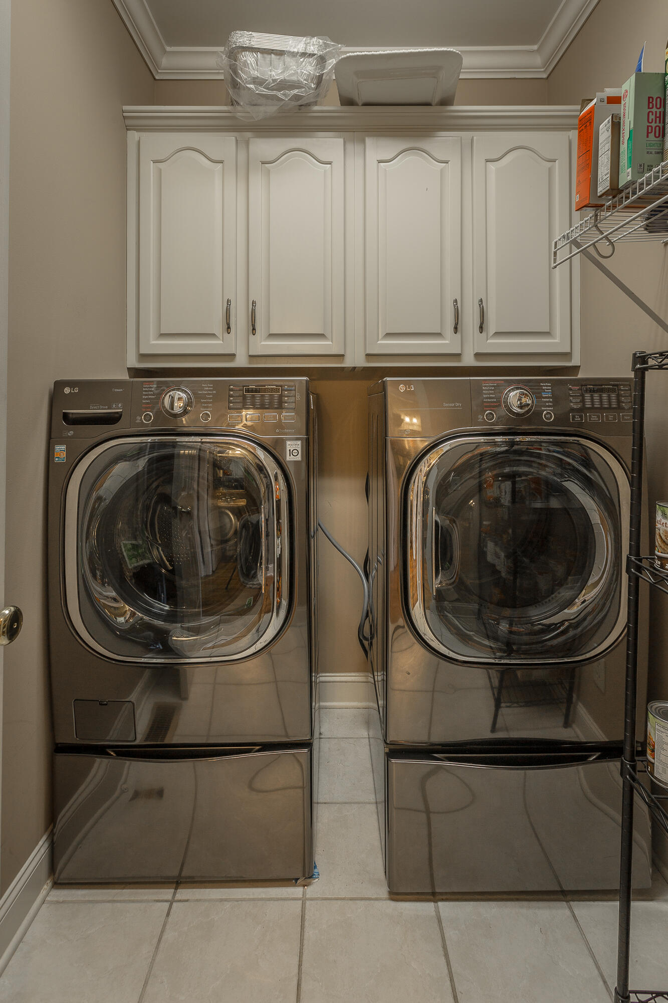 7915 Dancing Fern Trail Chattanooga, TN 37421 - Photo 23 of 48 Laundry Room