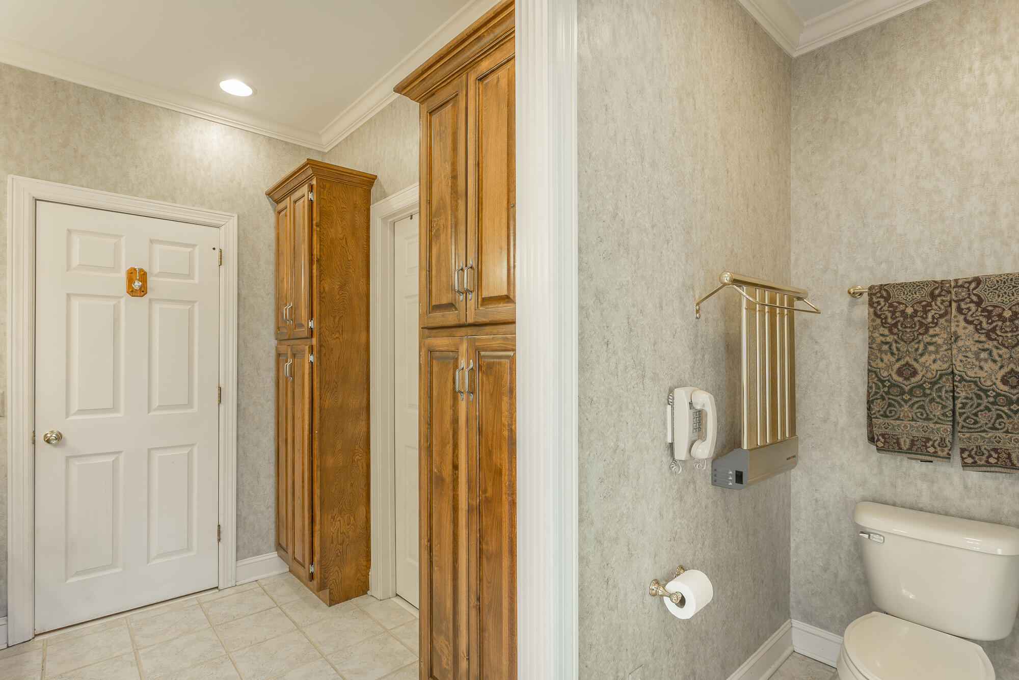 7915 Dancing Fern Trail Chattanooga, TN 37421 - Photo 27 of 48 Primary Bathroom