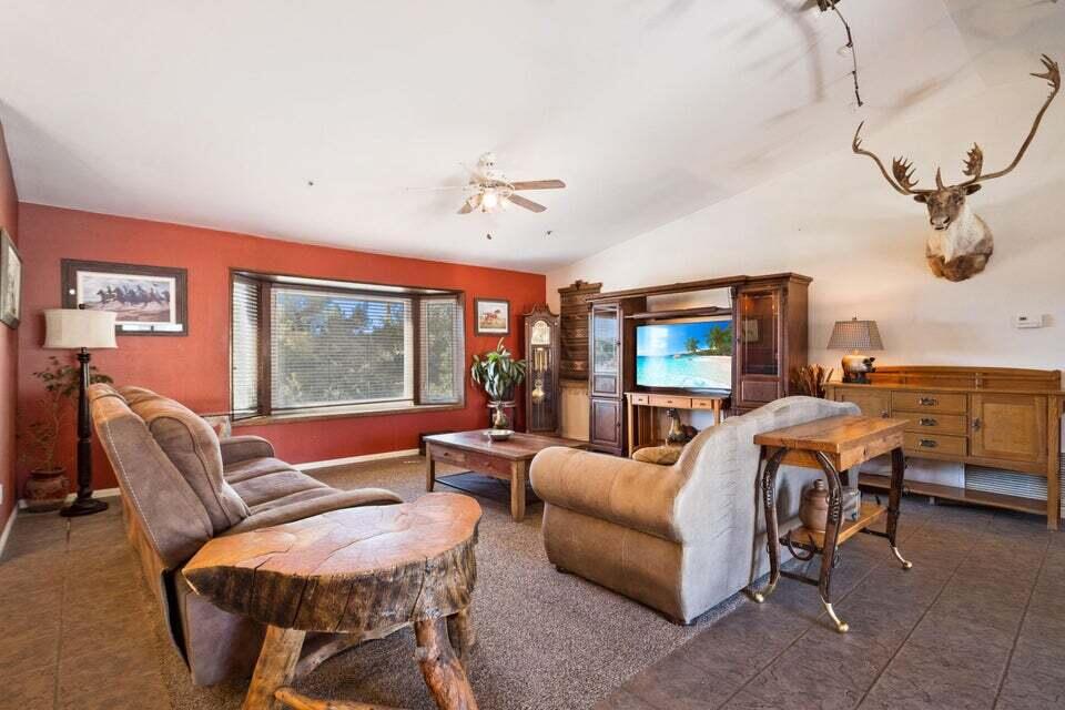 5600 Shannon Valley Road Acton, CA 93510 - Photo 11 of 54 5600 liv rm w-bay window