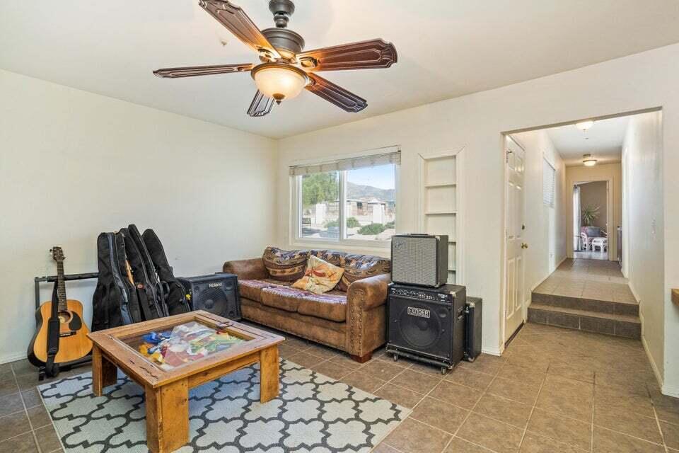 5600 Shannon Valley Road Acton, CA 93510 - Photo 25 of 54 5600 music rm3