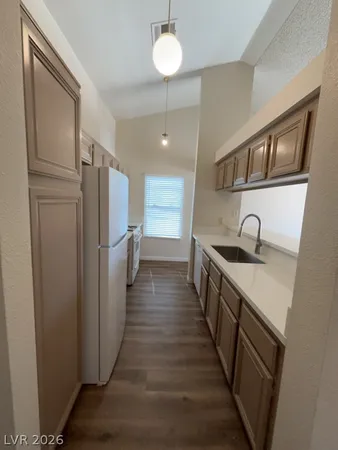 $1,985 | 3927 Broken Oak Lane, North Las Vegas, NV 89032