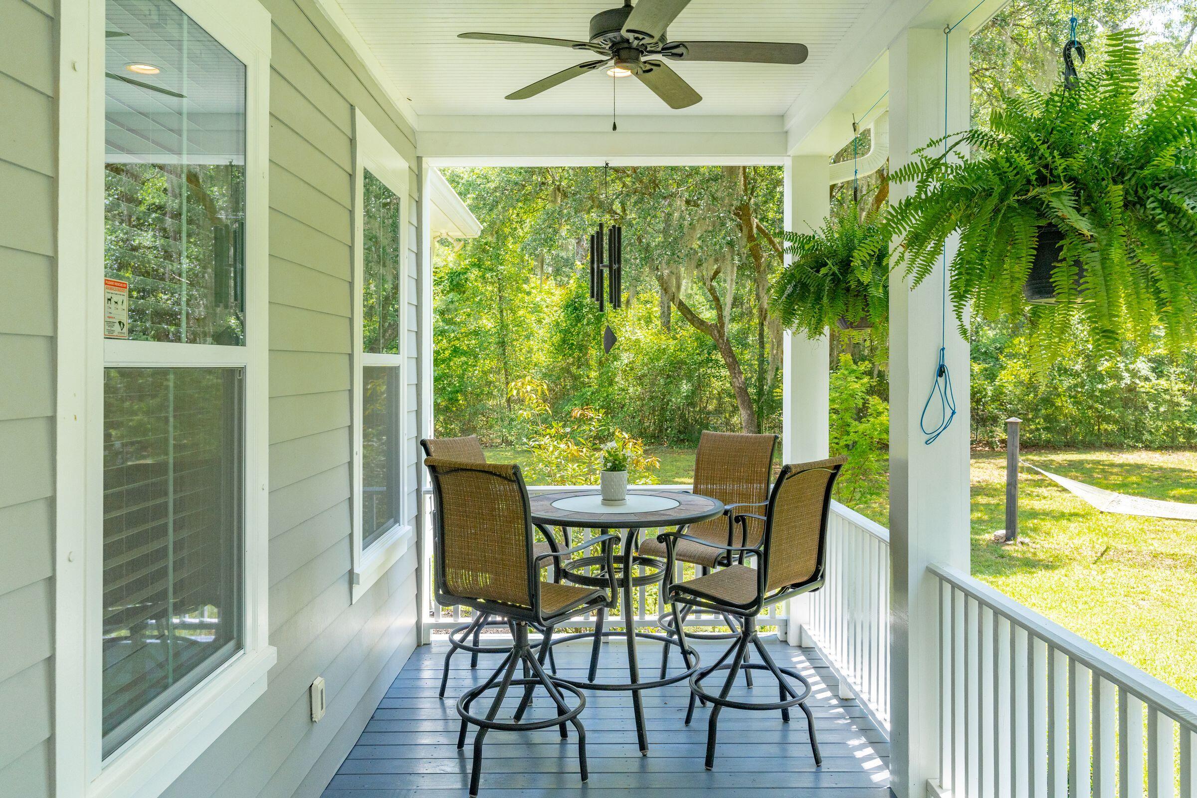 6166 Old Jacksonboro Road Ravenel, SC 29470 - Photo 5 of 69 6166OldJacksonboroRd-KeenEyeMarketing-00
