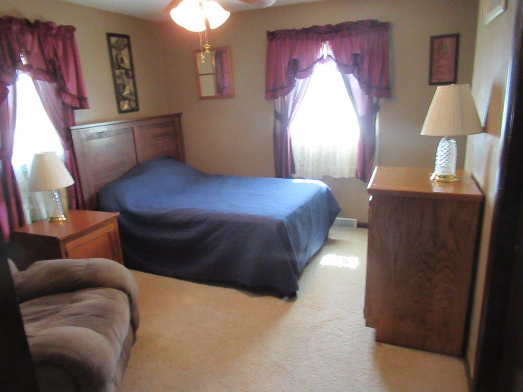 204 West 3rd Street Hills, MN 56138 - Photo 3 of 11