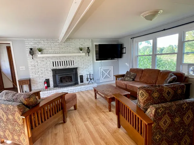 $394,500 | 528 North Parish Road, Turner, ME 04282
