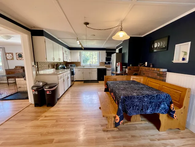 $394,500 | 528 North Parish Road, Turner, ME 04282