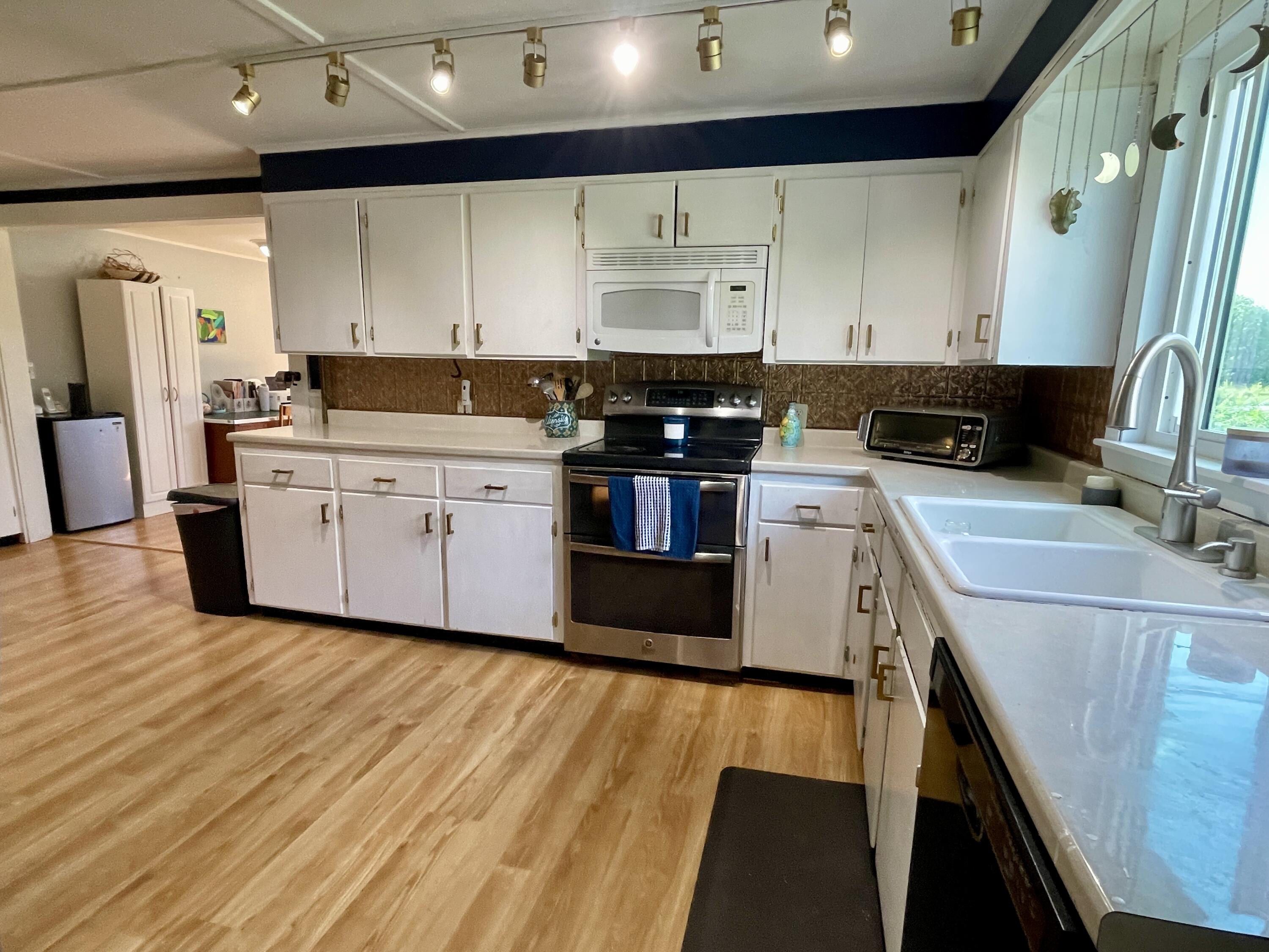 528 North Parish Road Turner, ME 04282 - Photo 24 of 37 IMG_9423