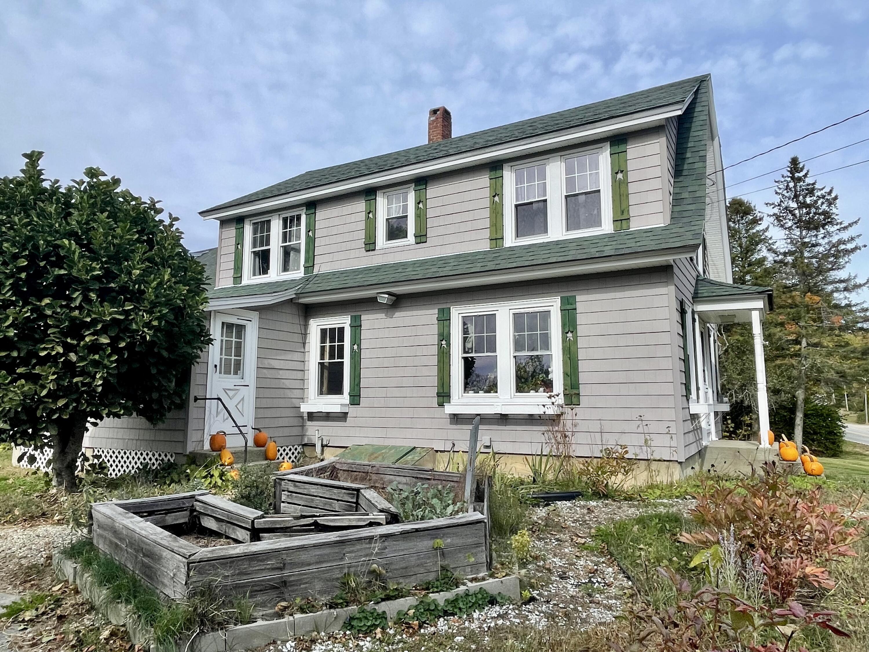 528 North Parish Road Turner, ME 04282 - Photo 3 of 37 IMG_9149