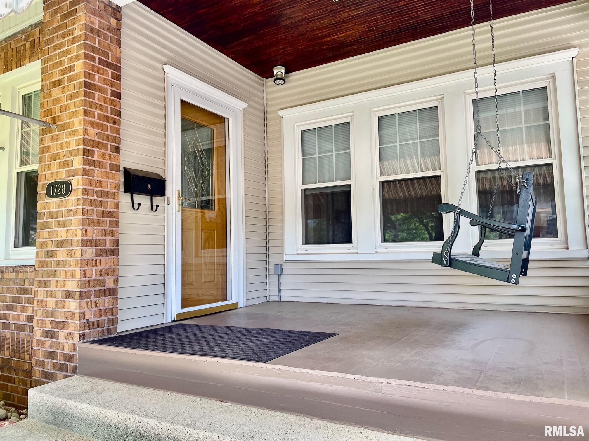 1728 South Walnut Street Springfield, IL 62704 - Photo 3 of 33