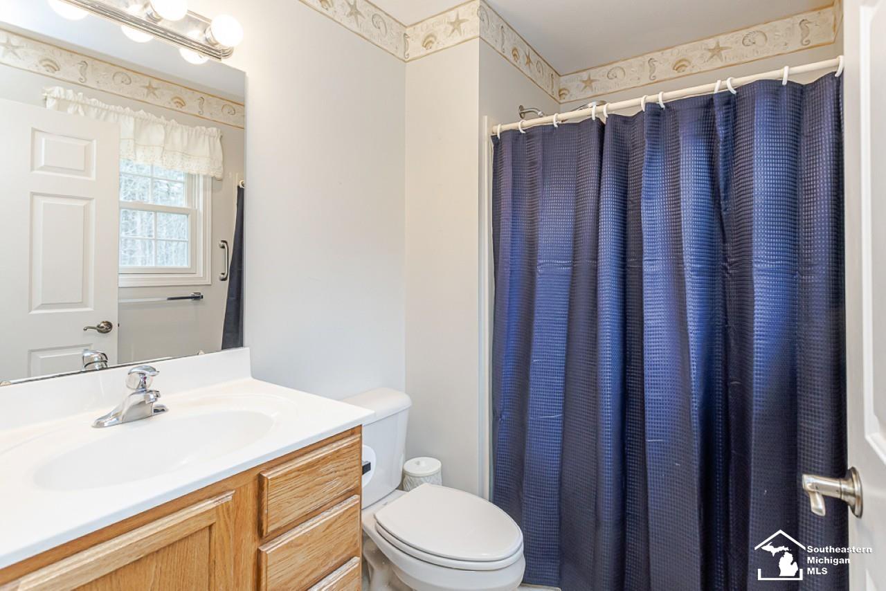 1897 Allan Street Adrian, MI 49221 - Photo 15 of 32