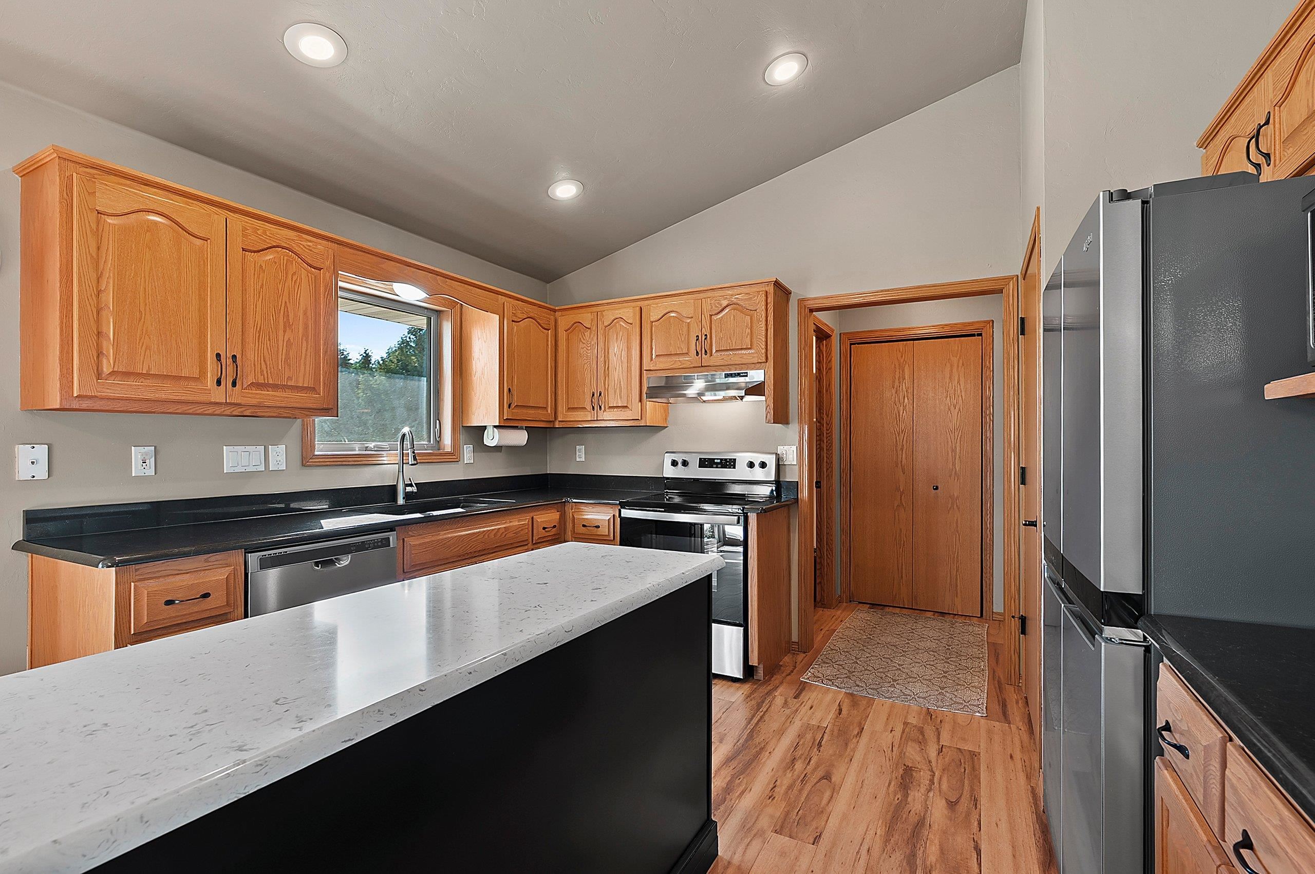 2832 Bay Settlement Road Green Bay, WI 54311 - Photo 12 of 40 Gallery Image 12
