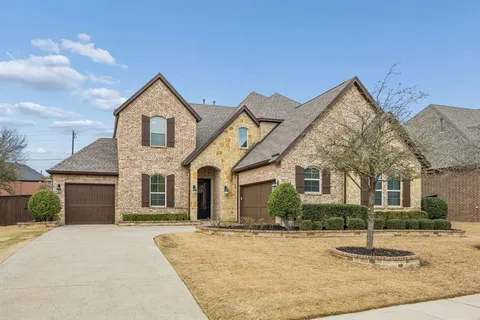 $939,000 | 5717 Naples Drive, Flower Mound, TX 75028