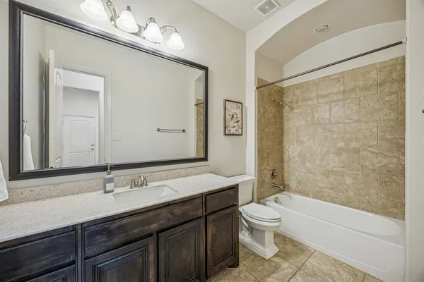 $939,000 | 5717 Naples Drive, Flower Mound, TX 75028