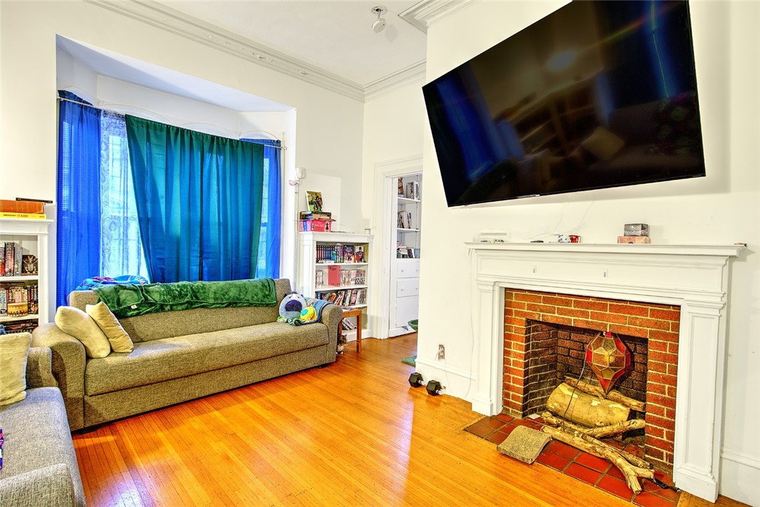 98 Summit Street Pawtucket, RI 02860 - Photo 13 of 20