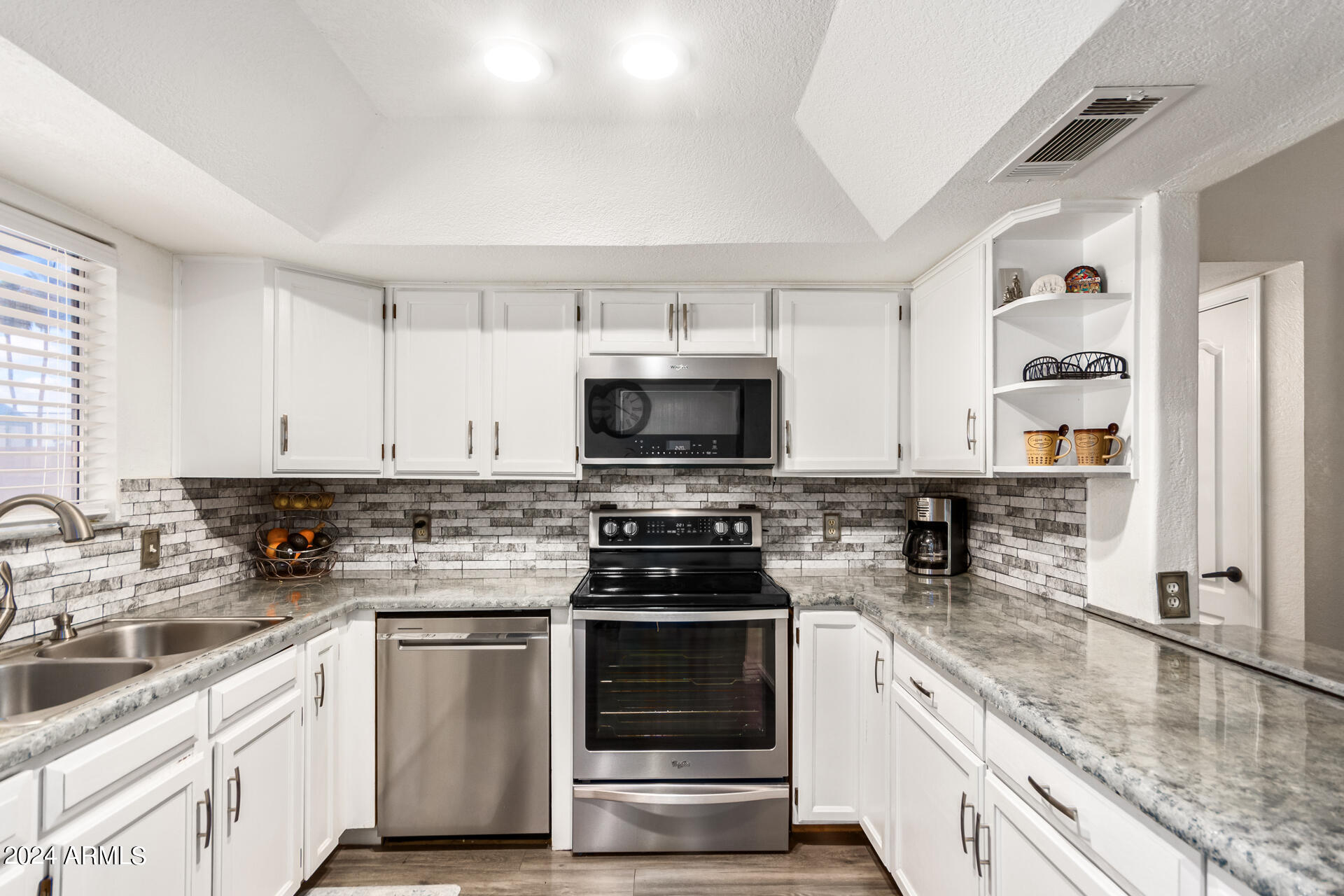 328 East Harwell Road Gilbert, AZ 85234 - Photo 14 of 33 0016-16 - Harwell