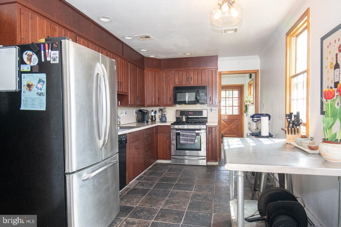35 Spring Road Boyertown, PA 19512 - Photo 4 of 47 Gallery Image 4