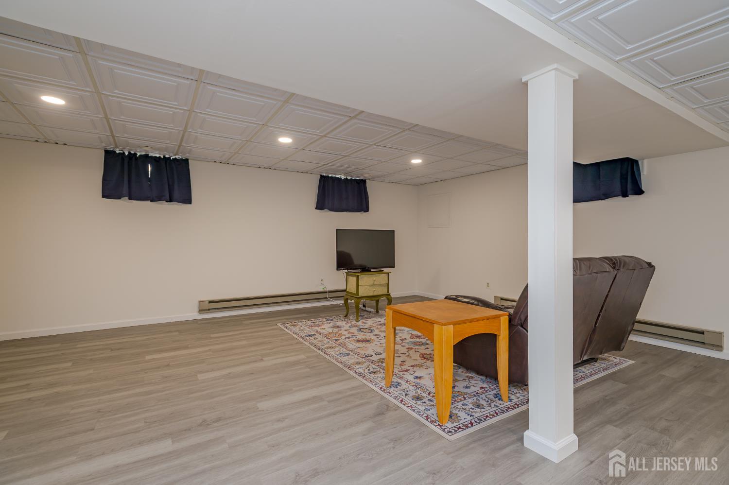 25 Foxhall, Unit 25 Middlesex, NJ 08846 - Photo 20 of 28