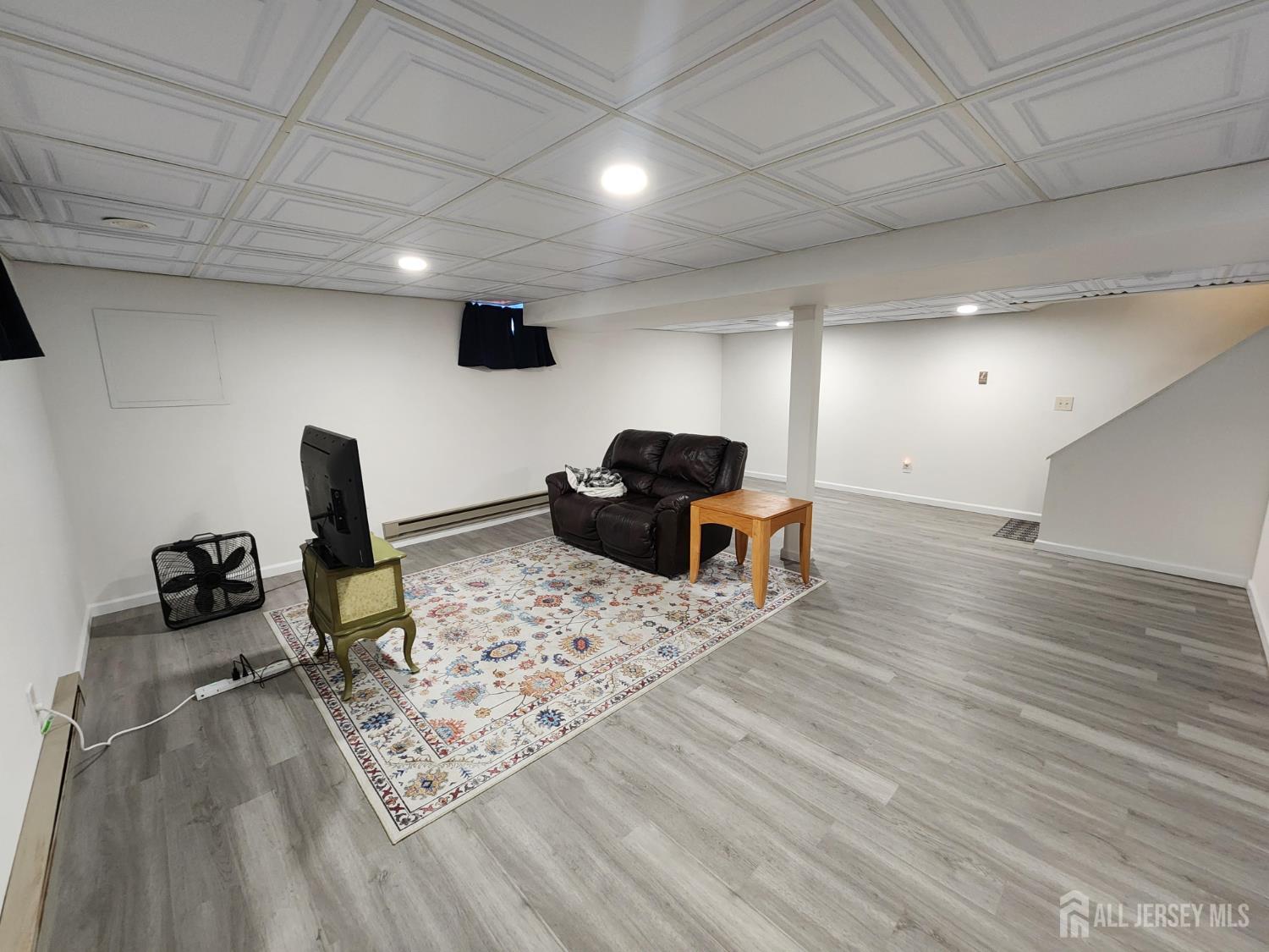 25 Foxhall, Unit 25 Middlesex, NJ 08846 - Photo 23 of 28