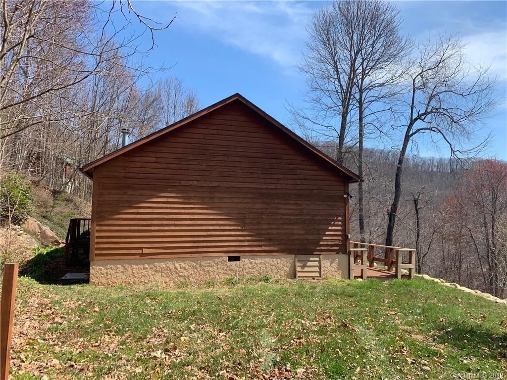 298 Rustic Ridge Drive Canton, NC 28716 - Photo 4 of 34