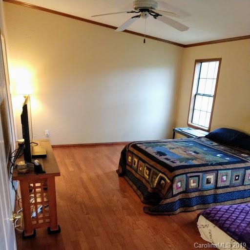 298 Rustic Ridge Drive Canton, NC 28716 - Photo 10 of 34