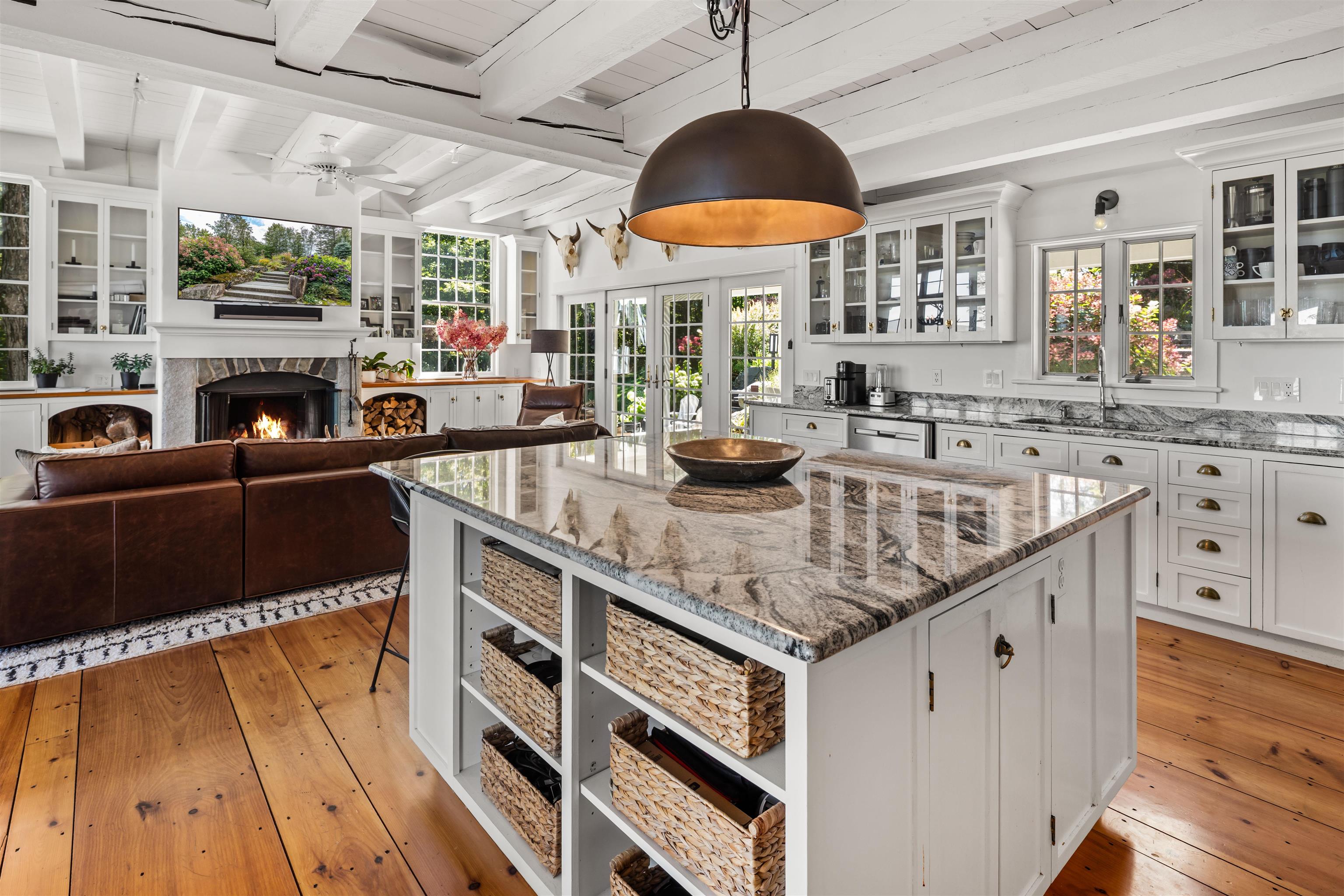 1241 Taber Ridge Road Stowe, VT 05672 - Photo 17 of 60