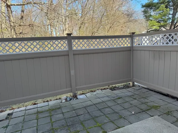$2,000 | 25 Village Rock Lane, Unit 2, Natick, MA 01760
