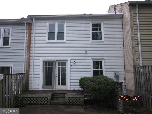 8463 Brainerd Court Springfield, VA 22153 - Photo 7 of 11 Exterior (Rear)