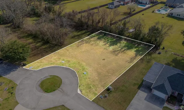 $45,000 | 105 Leona Drive, Raceland, LA 70394